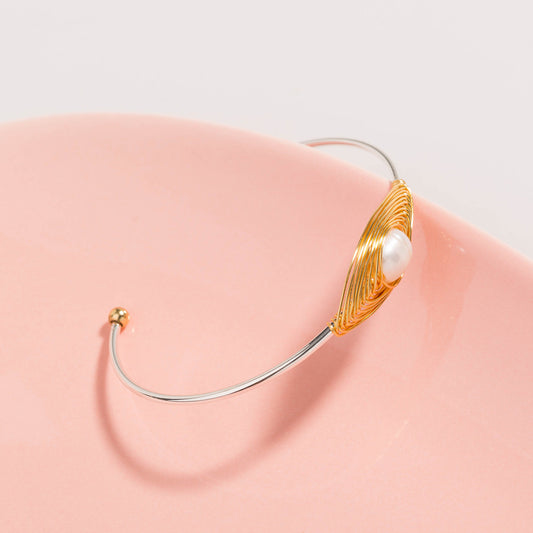Geometric Elegant Bracelet