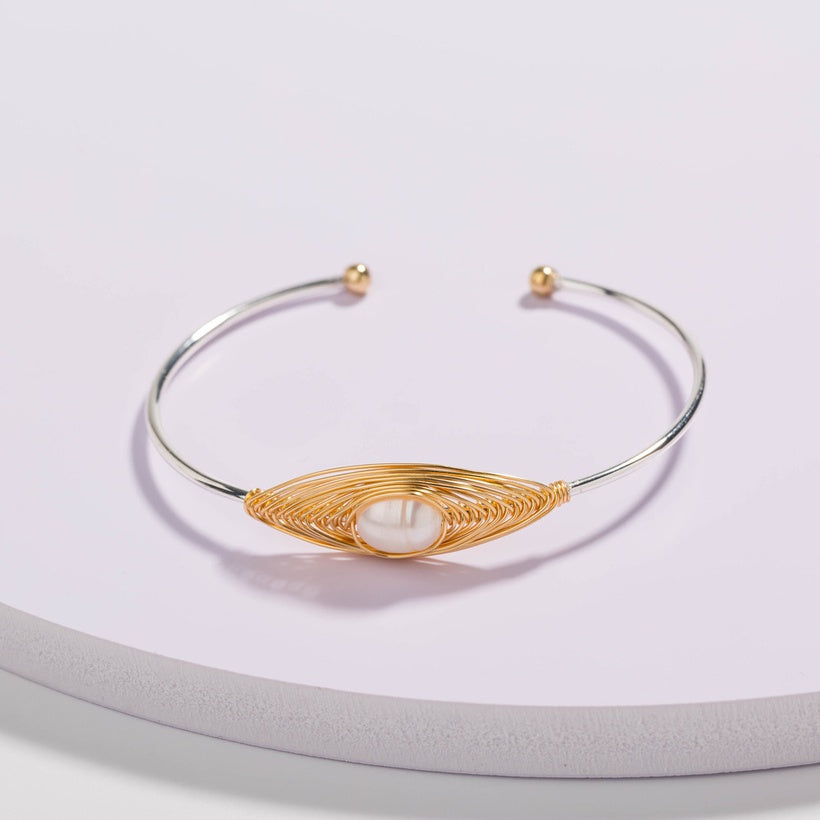 Geometric Elegant Bracelet